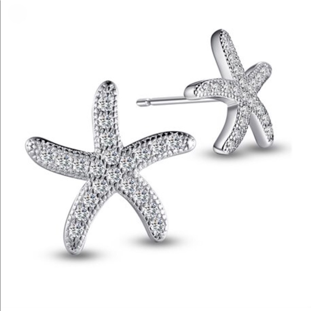 Starfish stud earrings - silver pave